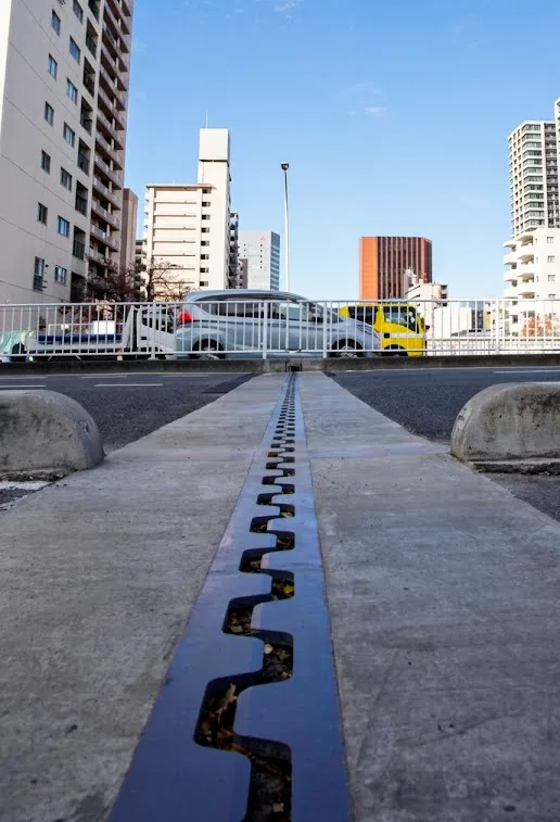 Concrete curbwork installation